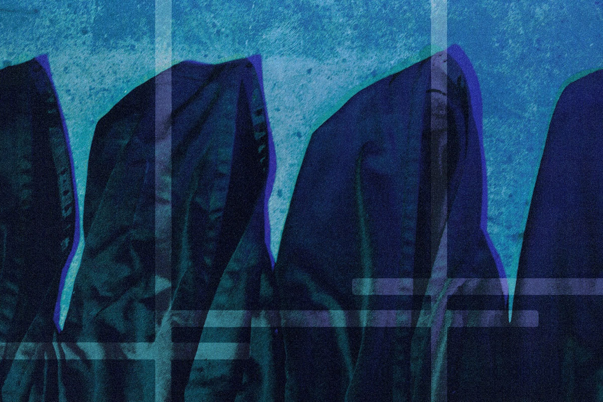 Hundred Headless Horsemen